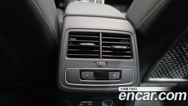 Audi A5 2021 — photo 31