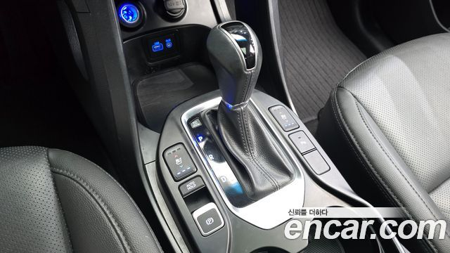 Hyundai Santafe 2018 — photo 9