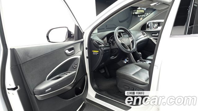 Hyundai Santafe 2018 — photo 10