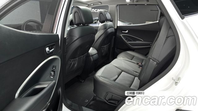 Hyundai Santafe 2018 — photo 11