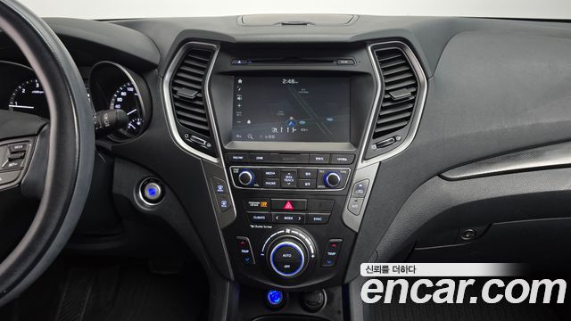 Hyundai Santafe 2018 — photo 13