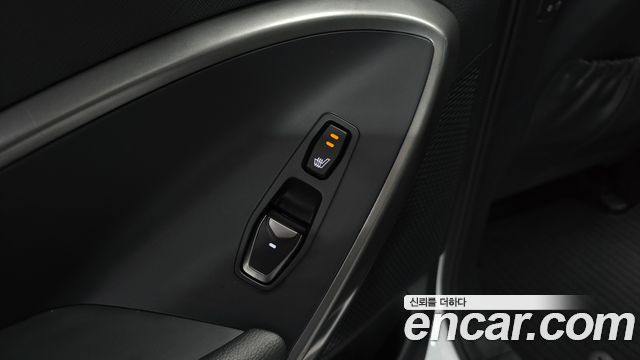 Hyundai Santafe 2018 — photo 18