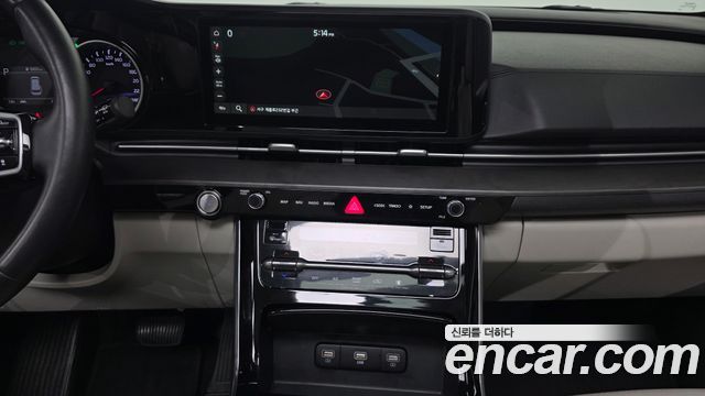 Kia Canival 2021 — photo 19