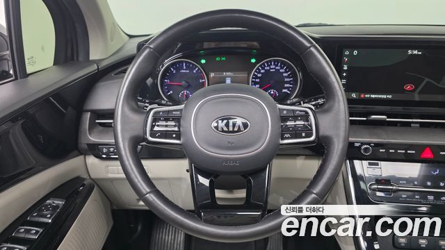 Kia Canival 2021 — photo 20