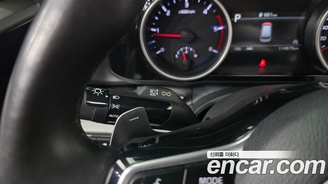 Kia Canival 2021 — photo 30