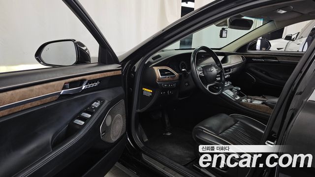 Genesis G90 2019 — photo 10