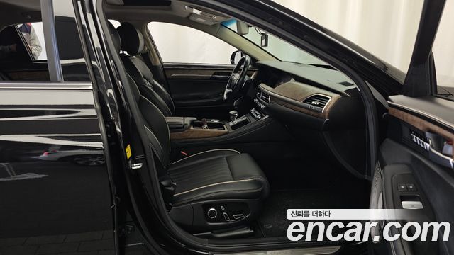 Genesis G90 2019 — photo 11