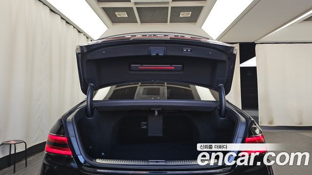 Genesis G90 2019 — photo 20