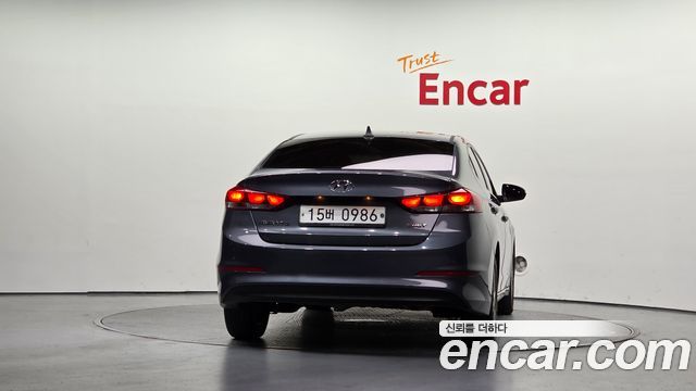 Hyundai AVANTE 2016 — photo 4