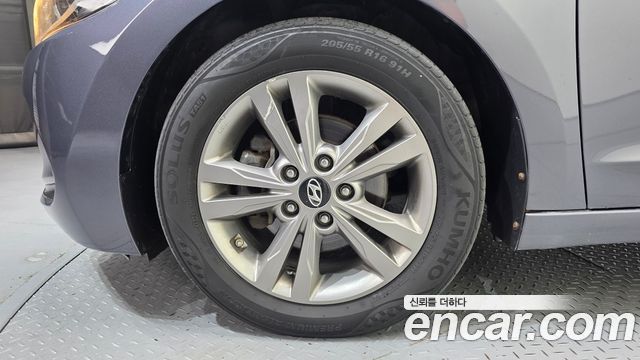 Hyundai AVANTE 2016 — photo 5