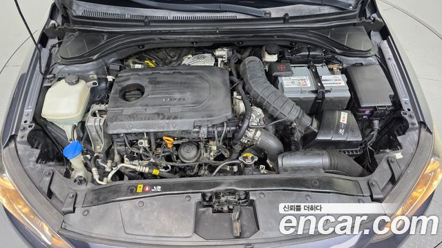 Hyundai AVANTE 2016 — photo 6