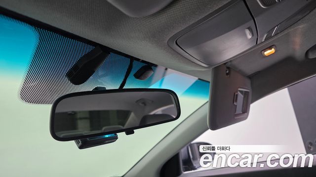 Hyundai AVANTE 2016 — photo 15