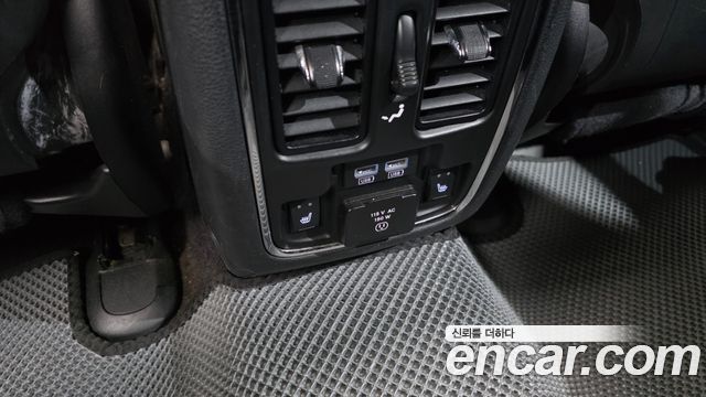 Jeep Cherokee 2019 — photo 25