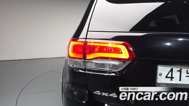 Jeep Cherokee 2019 — photo 9