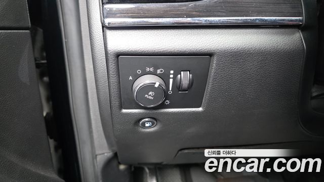 Jeep Cherokee 2019 — photo 28