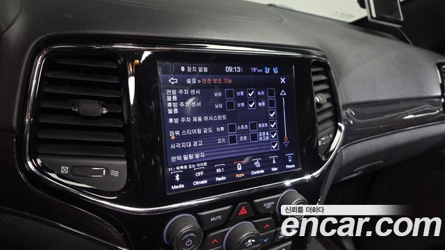 Jeep Cherokee 2019 — photo 29