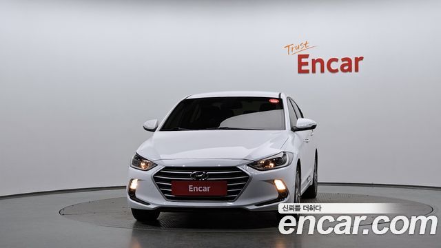 Hyundai AVANTE 2018 — photo 3
