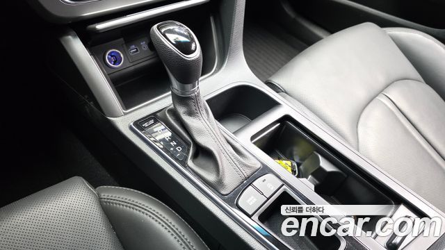 Hyundai Sonata 2017 — photo 9