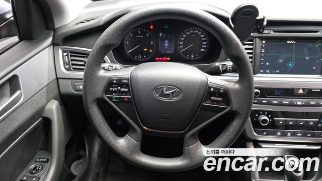 Hyundai Sonata 2017 — photo 13