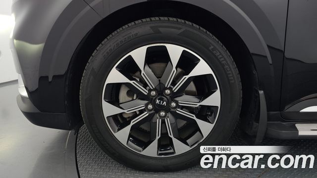 Kia Canival 2021 — photo 5