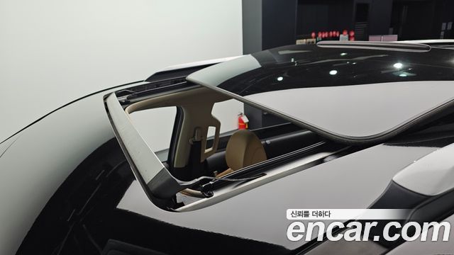 Kia Canival 2021 — photo 25