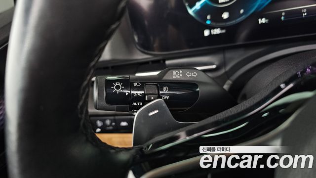 Kia Canival 2021 — photo 38