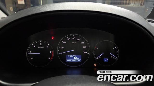 Hyundai Starex 2016 — photo 11