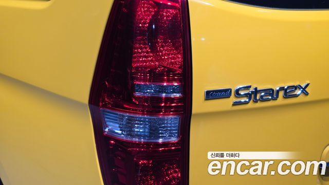 Hyundai Starex 2016 — photo 9