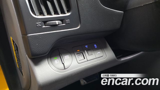 Hyundai Starex 2016 — photo 27