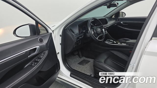 Hyundai Sonata 2022 — photo 10