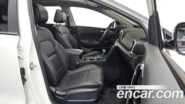 Kia Sportage 2016 — photo 16
