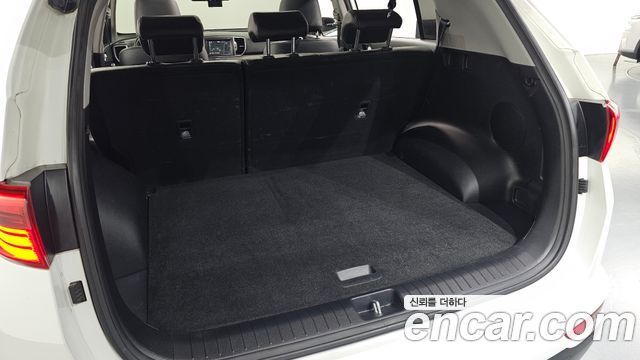 Kia Sportage 2016 — photo 31