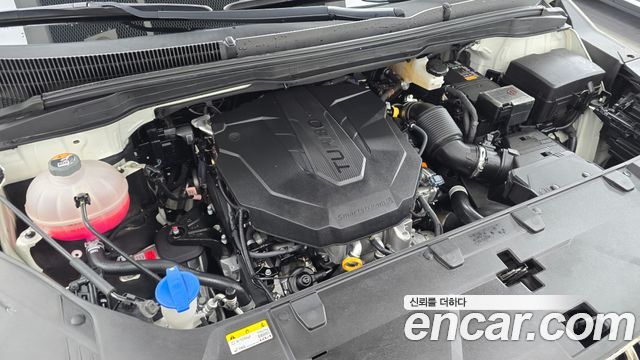 Kia Canival 2023 — photo 6
