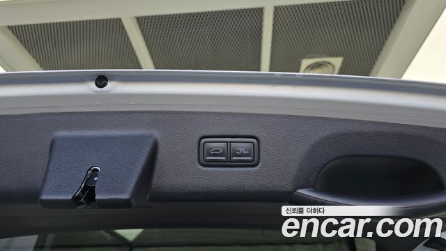 Kia Canival 2023 — photo 29