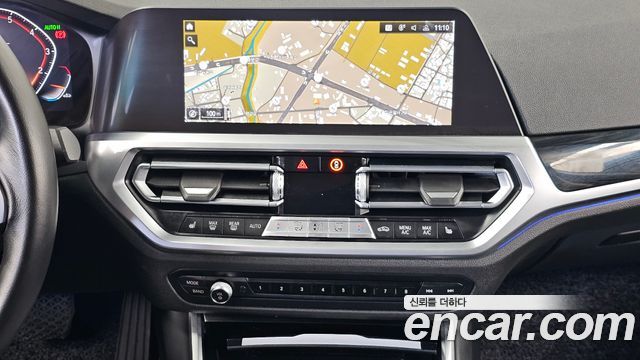 BMW 3-Series 2021 — photo 20