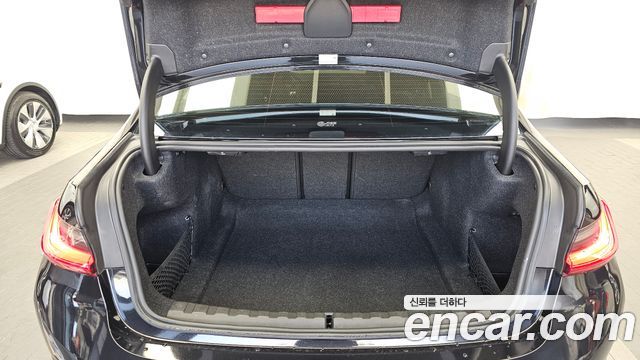 BMW 3-Series 2021 — photo 26