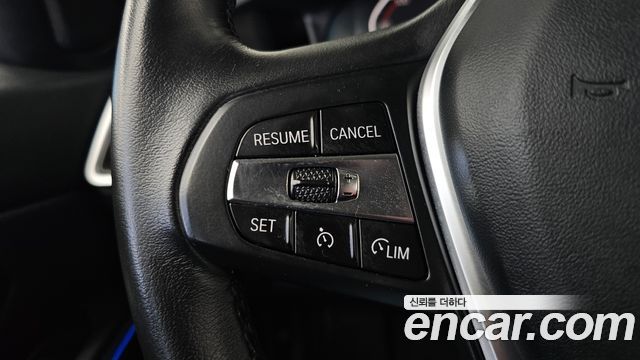 BMW 3-Series 2021 — photo 33