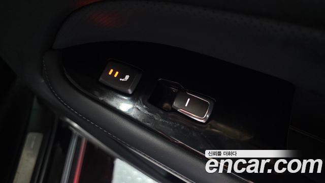 KG Mobility Rexton 2018 — photo 24