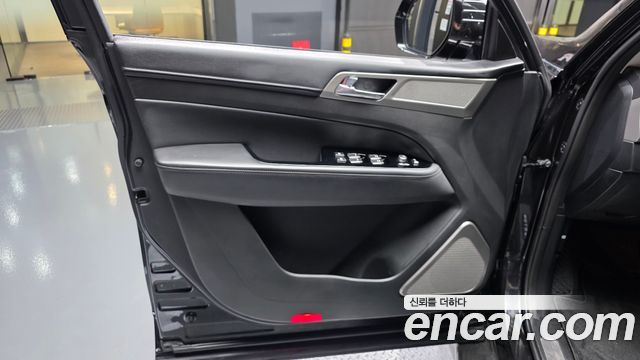 KG Mobility Rexton 2018 — photo 14