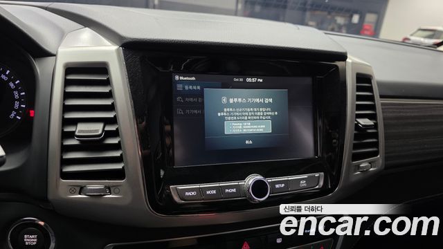 KG Mobility Rexton 2018 — photo 27