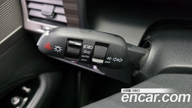 KG Mobility Rexton 2018 — photo 30