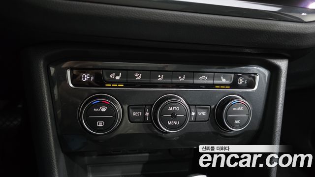 Volkswagen Tiguan 2020 — photo 25