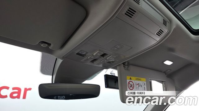 Volkswagen Tiguan 2020 — photo 26