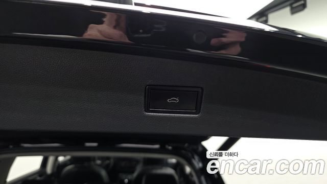 Volkswagen Tiguan 2020 — photo 31
