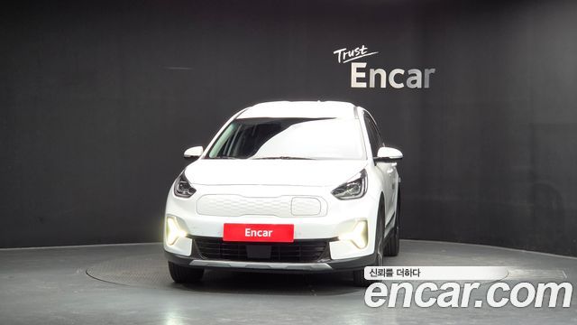 Kia Niro 2023 — photo 3