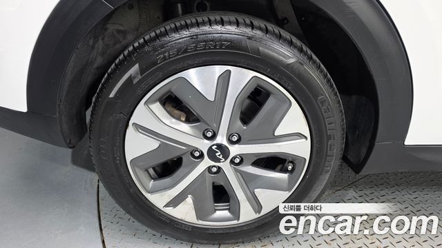 Kia Niro 2023 — photo 5