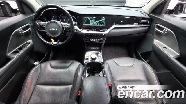 Kia Niro 2023 — photo 7