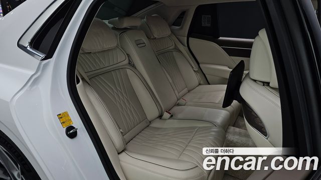 Genesis G90 2022 — photo 16
