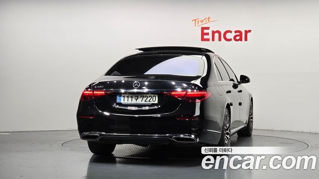 Mercedes-Benz S-Class 2022 — photo 4