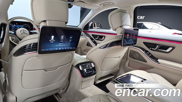 Mercedes-Benz S-Class 2022 — photo 11
